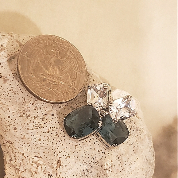 Peacock Blue Crystal Zircon Square Earrings – Glam Geometric Elegance - Picture 8 of 9